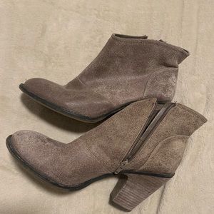 Jessica Simpson Gray Bootie